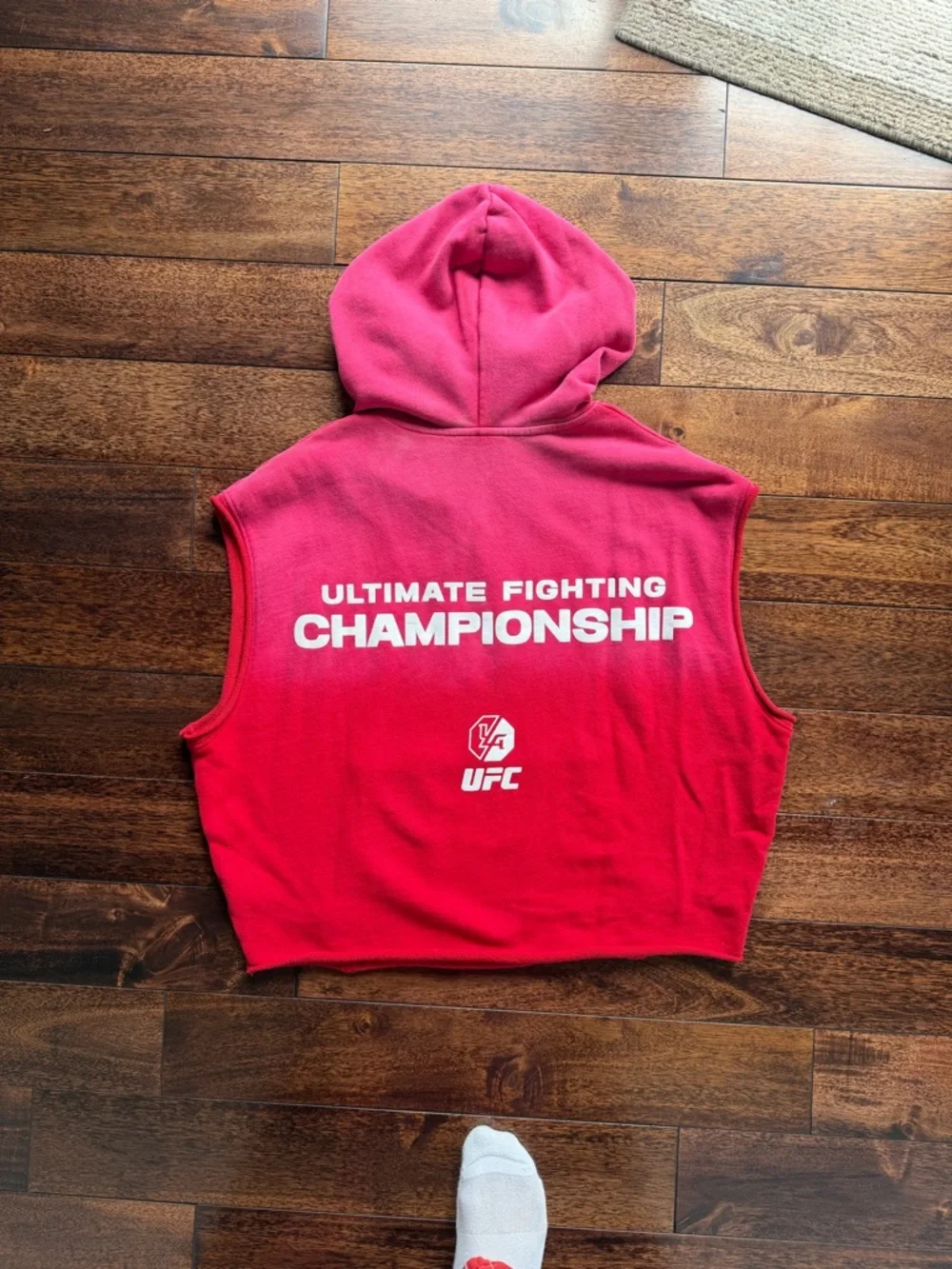UFC x YOUNGLA Sleeveless Cropped Hoodie in Bright Red - Picture 2 of 3